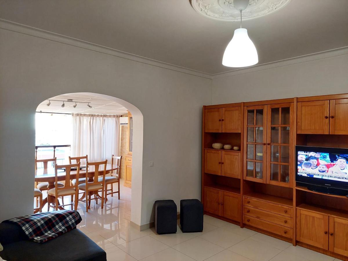 Casa Da Alegria - Apartamento Acolhedor No Centro De Olhão Exterior foto